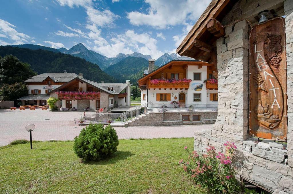Hotel La Baita Malborghetto Valbruna Zewnętrze zdjęcie